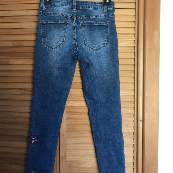 Flower and hummingbird cropped jeans - Picture 4 of 5